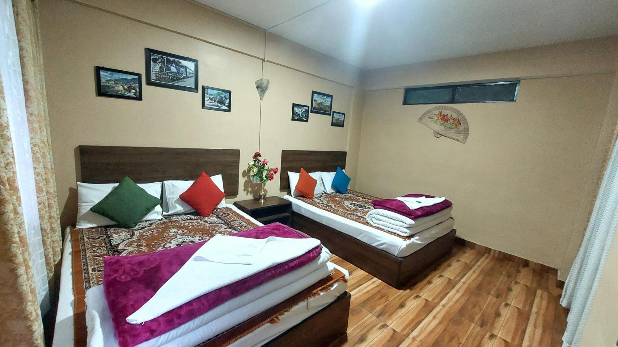 Indivar Homestay Dardzsiling Kültér fotó