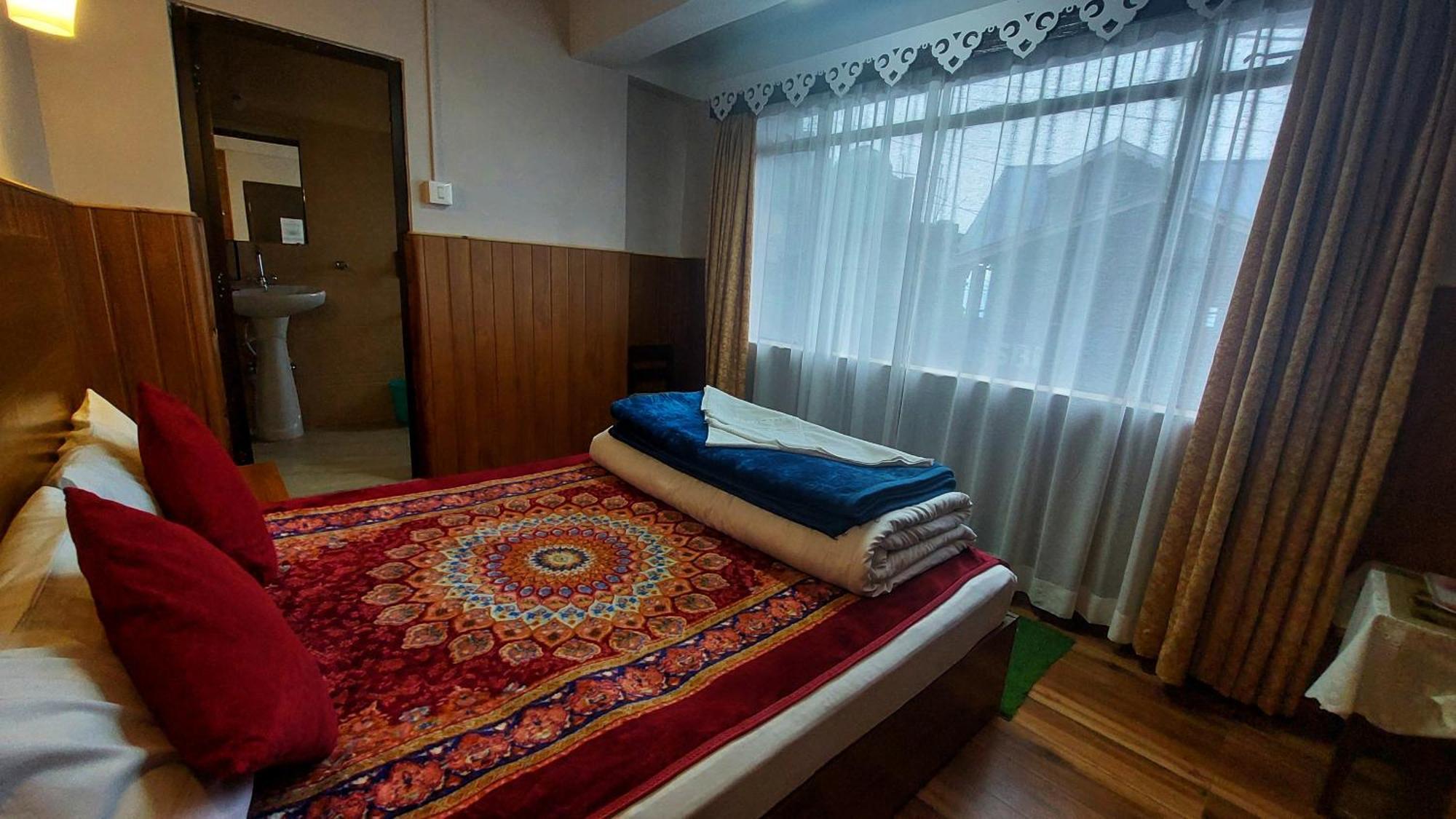 Indivar Homestay Dardzsiling Kültér fotó