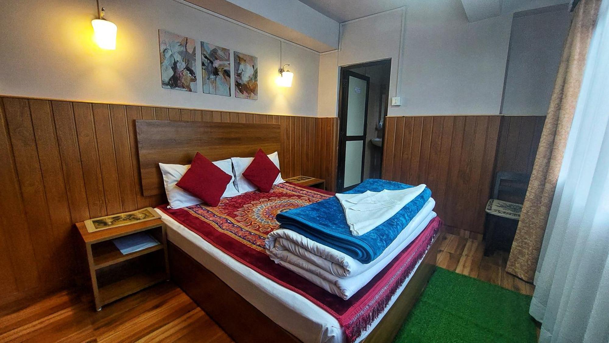 Indivar Homestay Dardzsiling Kültér fotó