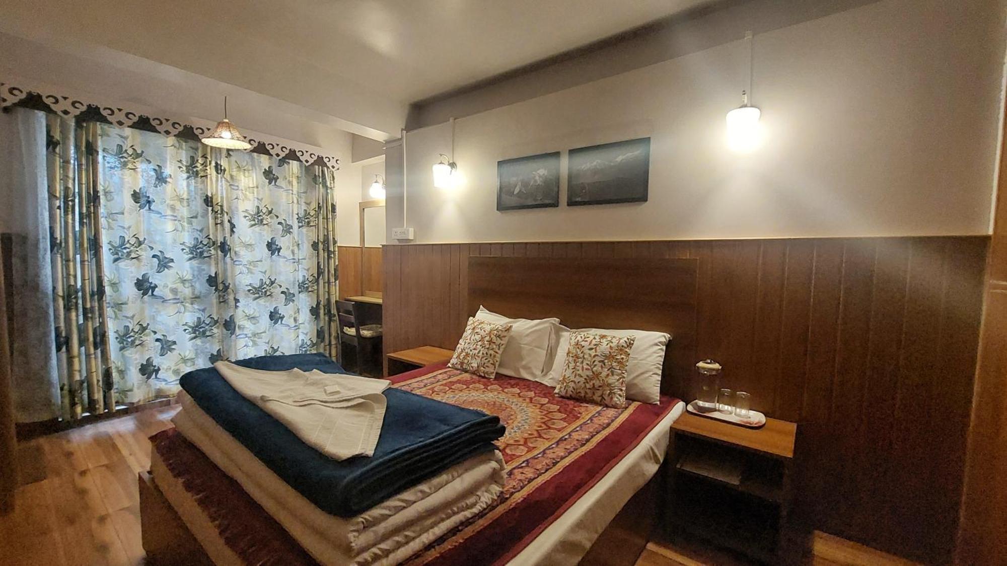 Indivar Homestay Dardzsiling Kültér fotó
