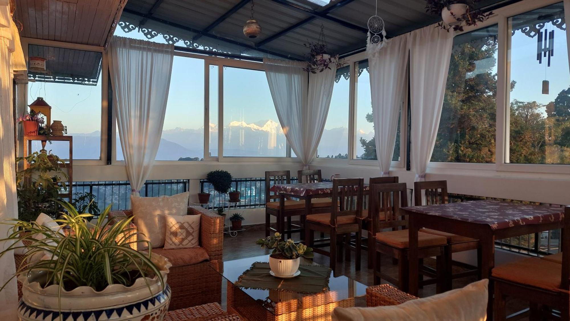 Indivar Homestay Dardzsiling Kültér fotó